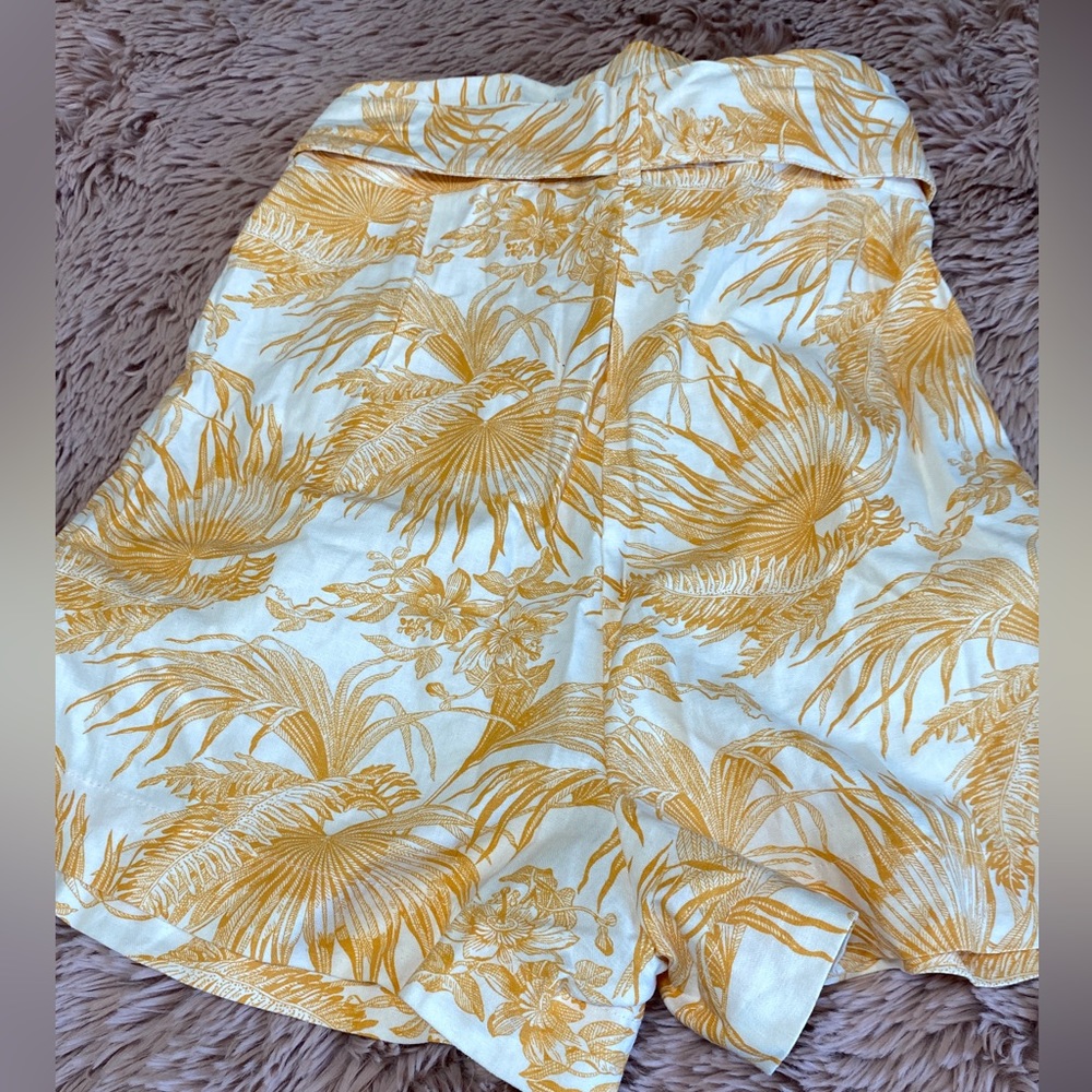 Ophelia Roe Printed Shorts - Picture 7 of 13